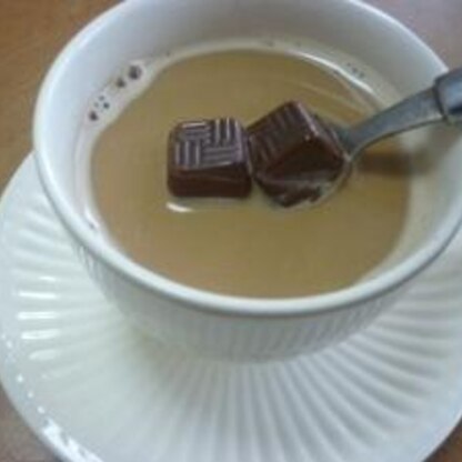 カフェオレとチョコの甘さがすごく合います♡♡♡疲れた時にはぴったりのカフェですね♪またきっとリピしますよ～（＾－＾）おいしかったです♡ごちそうさまです♡